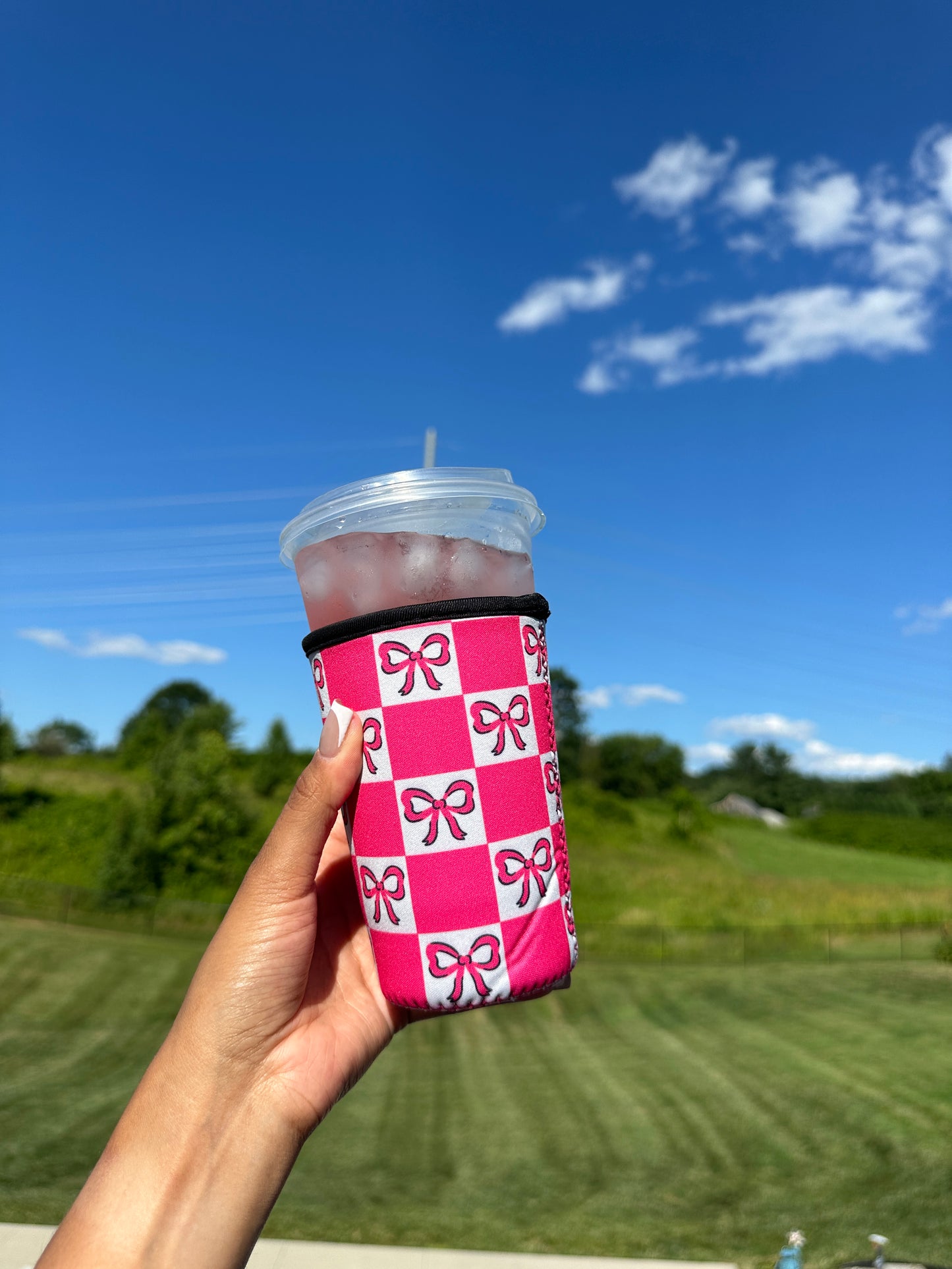 Checkered bow Coffee Sleeve