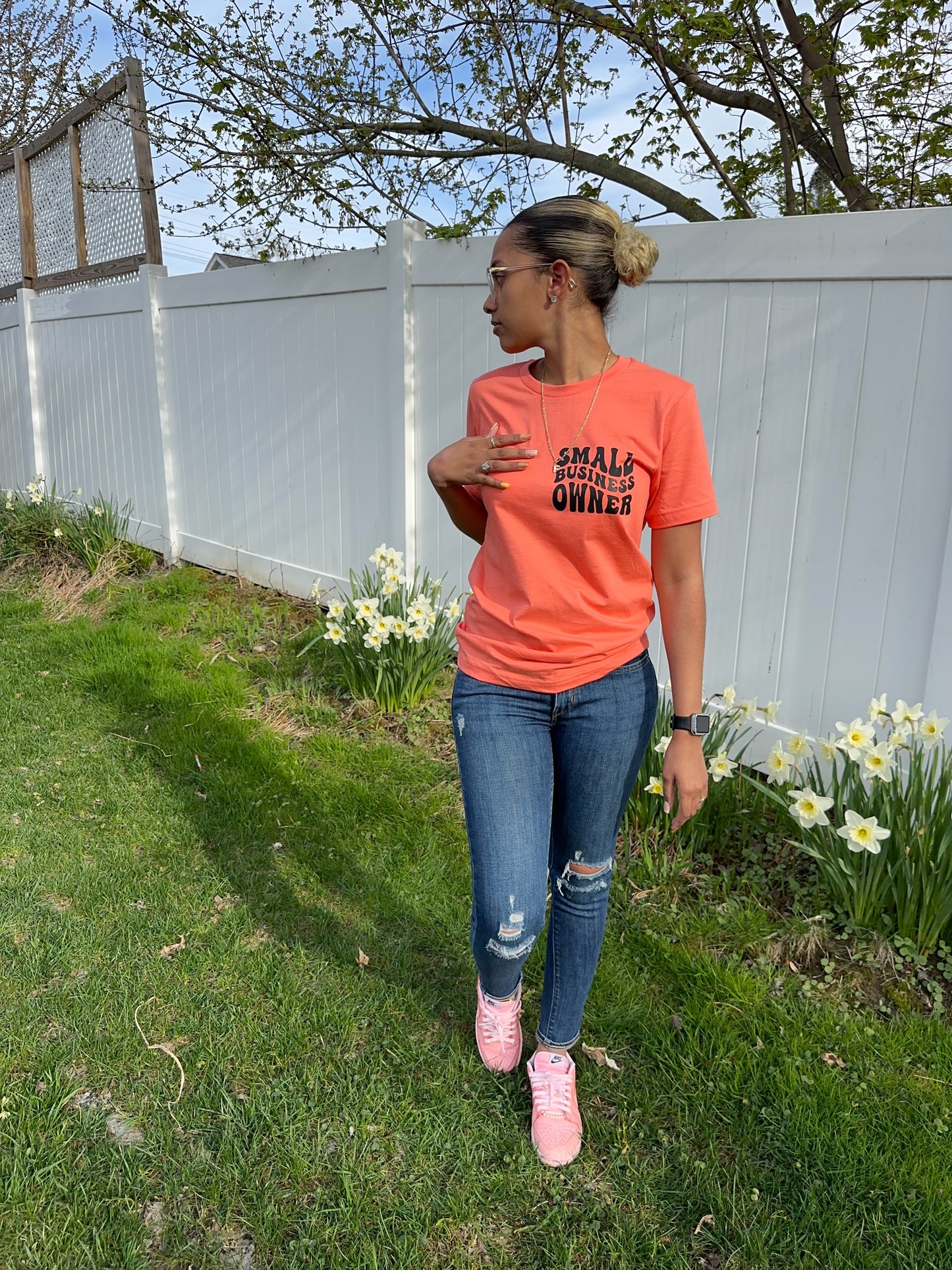 Small business owner T-shirt (Peach)